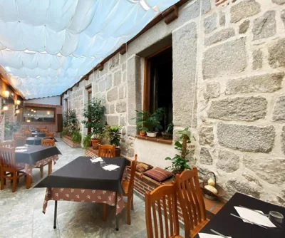 HOTEL EL RASTRO - Palacio Duque de Tamames - — Foto 5