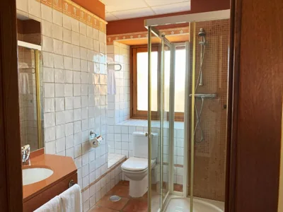 HOTEL EL RASTRO - Palacio Duque de Tamames - — Foto 9