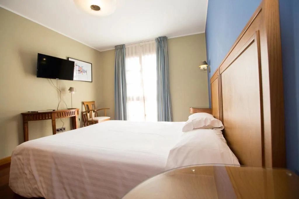 Camera Standard - 1 letto grande — Hotel El Sella