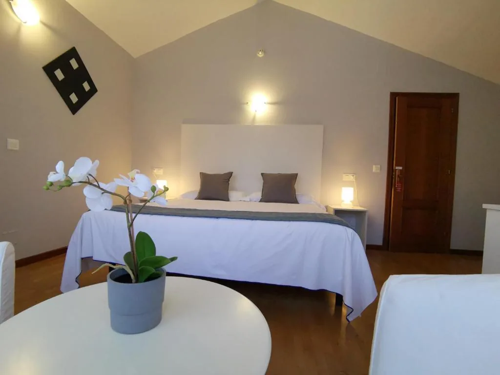 Habitación Doble Superior — Hotel El Trasgu