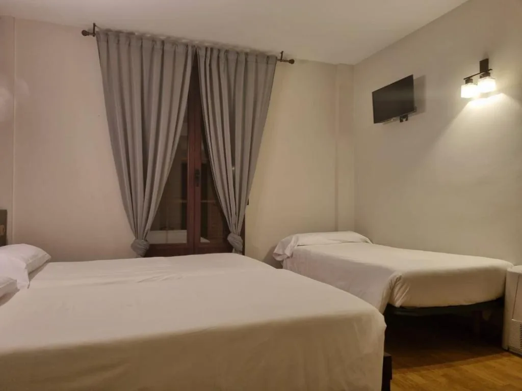 Dreibettzimmer — Hotel El Tratado