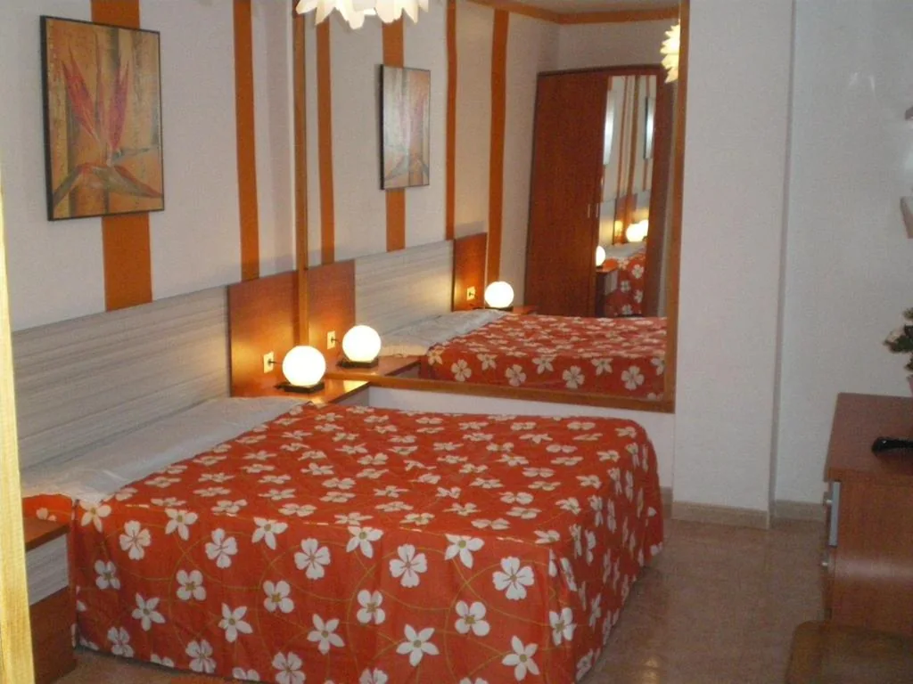 Camera senza finestra - 1 letto matrimoniale — Hotel El Yedron