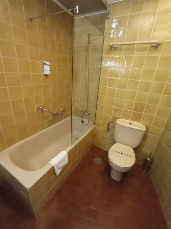 Standaard driepersoonskamer — Hotel ELE Acueducto
