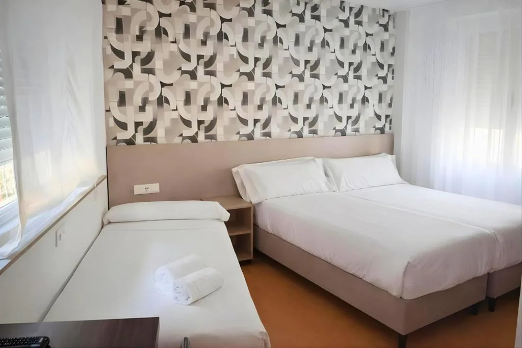 Habitación Triple — Hotel Elizalde