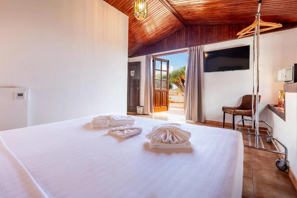 7 Chambre double avec terrasse - Nispero — Hotel Emblemático Duque de la Torre