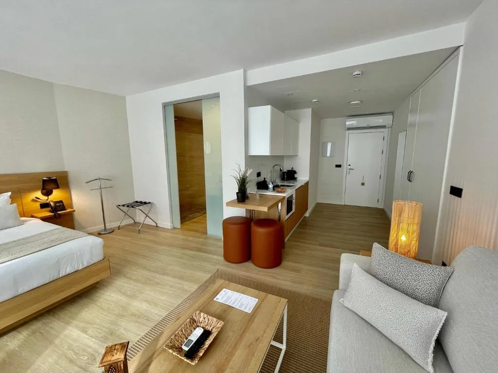 Suite Deluxe — Hotel Emblemático Hi Suites