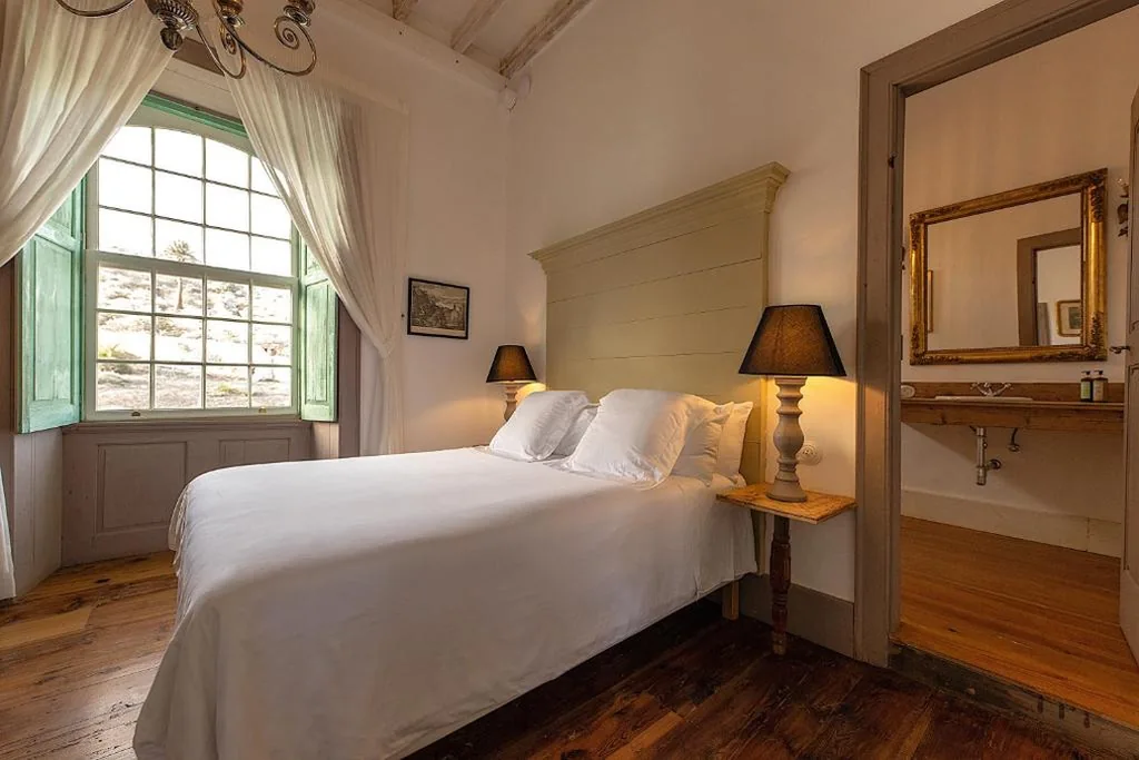 Double Room with Mountain View — Hotel Emblemático La Casa de los Naranjos