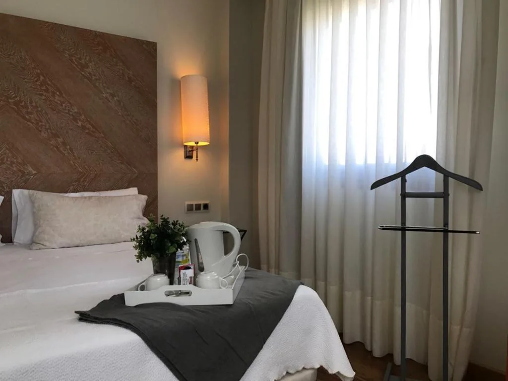 Suite Junior — Hotel Entredos