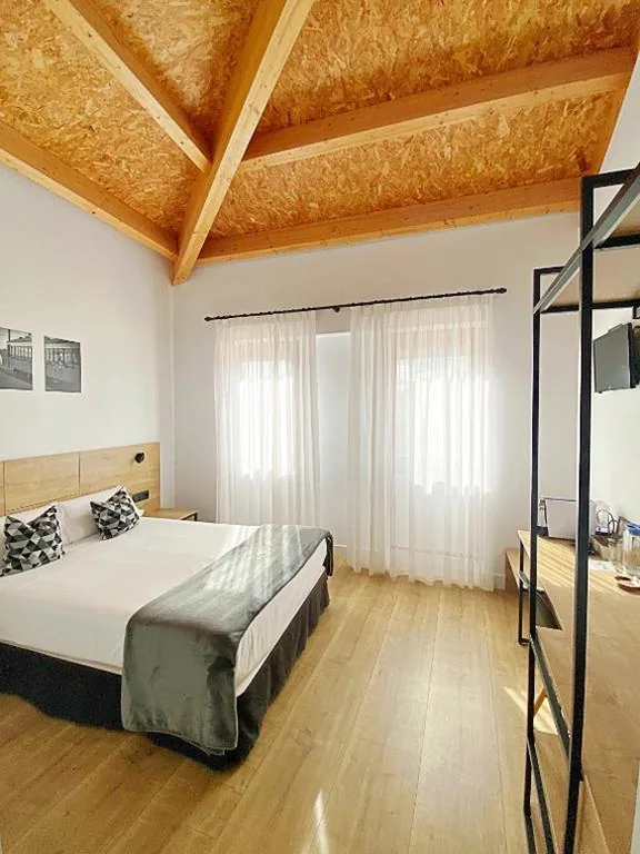 Hotel Entrerailes