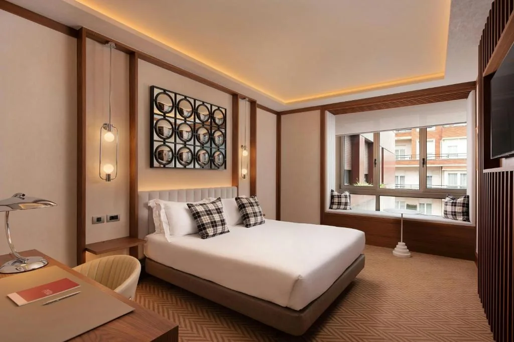 Camera con vista sulla città - Letto king size — Hotel Ercilla de Bilbao, Autograph Collection