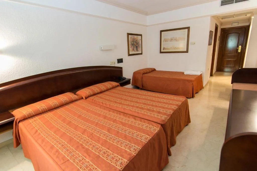 Habitación Doble - 2 camas — Hotel Europa