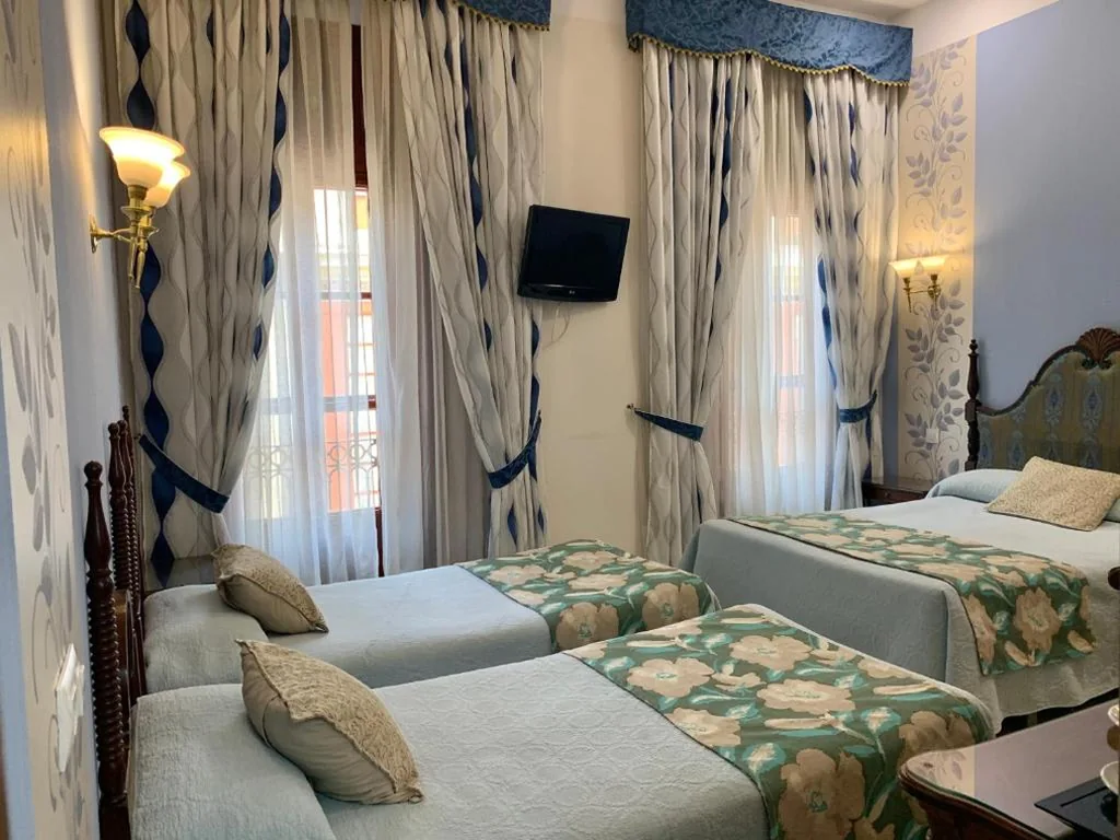 4人部屋 — Hotel Europa Boutique Sevilla