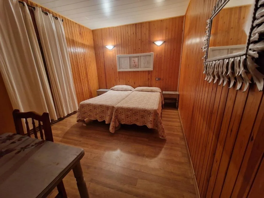 Doppelzimmer mit Bergblick — Hotel Europa Les by Dynamic Hotels