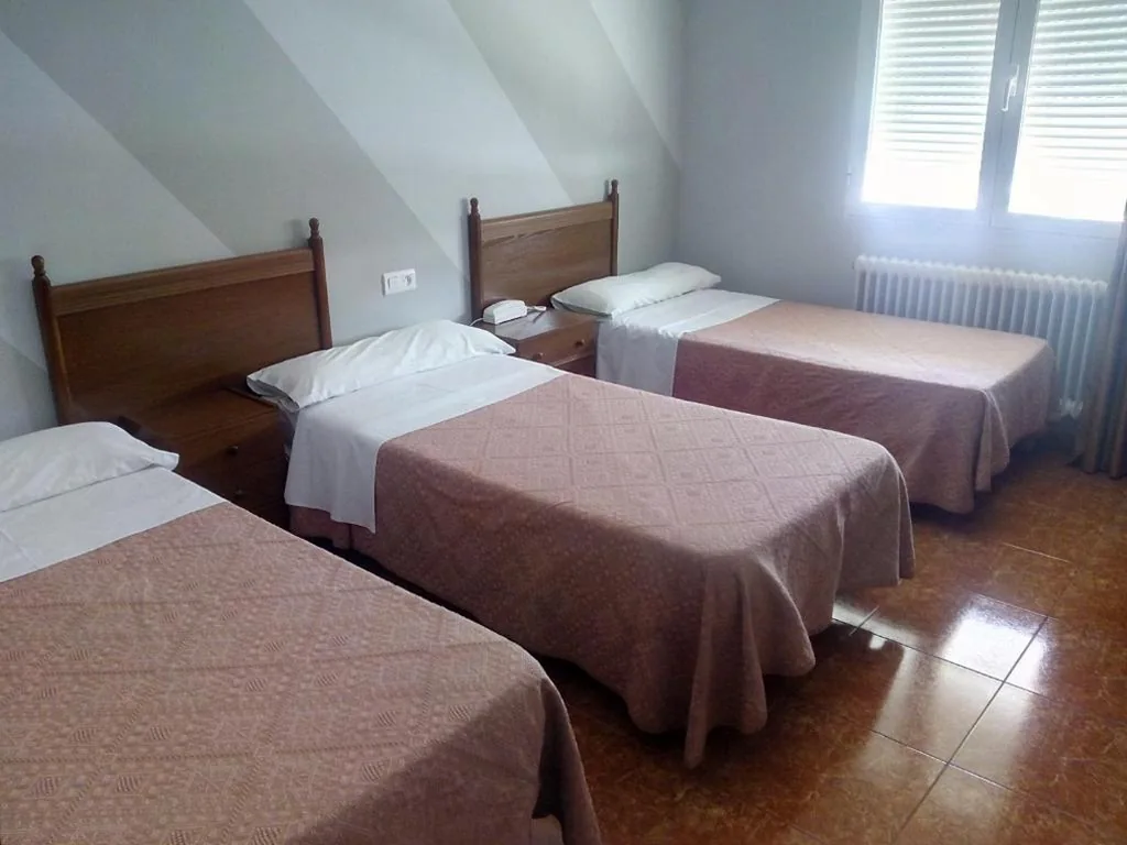 Camera doppia - 1 o 2 letti (letto supplementare opzionale) — Hotel Europa