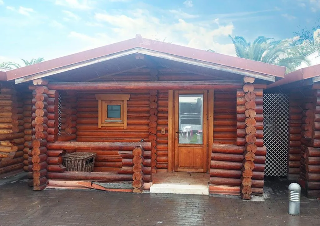 Hütte mit 1 Schlafzimmer — Hotel Fabrik