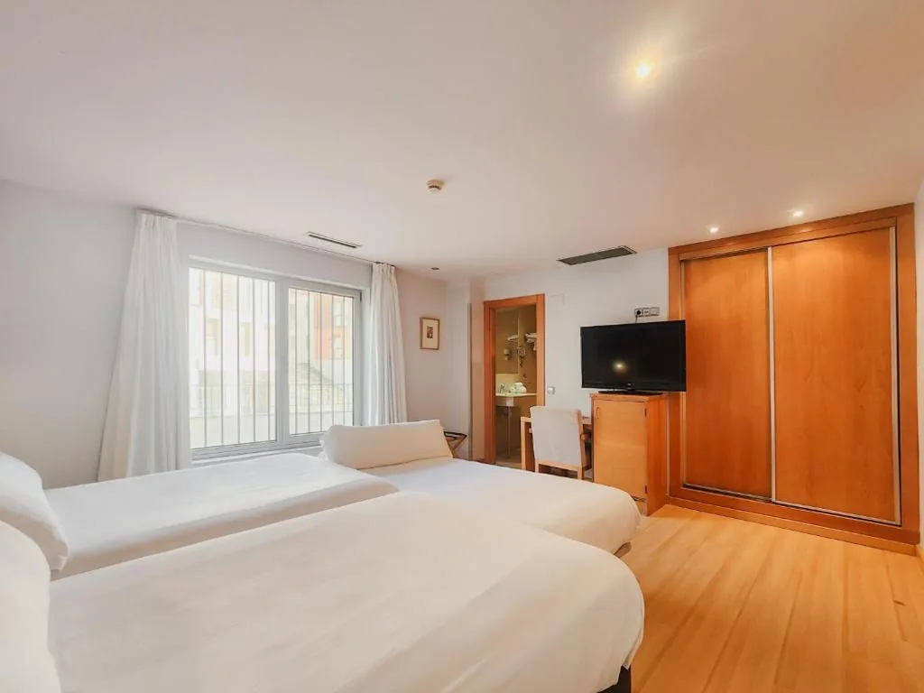 三人间（2张单人床和1张加床） — Hotel Faranda Marsol Candas, Ascend Hotel Collection