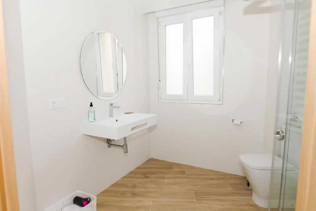 Camera Doppia Deluxe con balcone — Hotel Faro de Finisterre