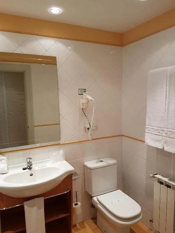 Standard-Doppelzimmer – 1 oder 2 Betten — Hotel Faro de San Vicente