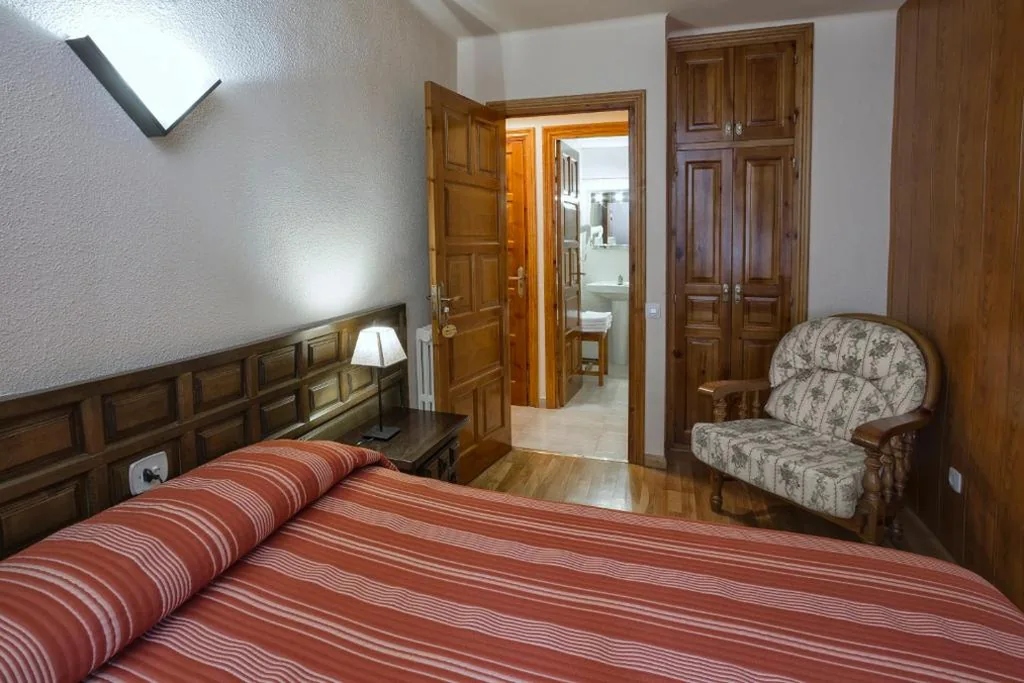 Habitación cuádruple — Hotel Farré D'avall