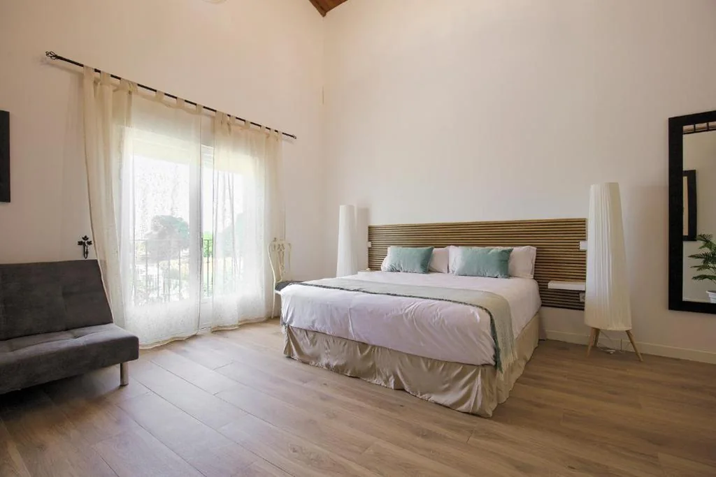 Suite Deluxe con bañera de hidromasaje — Hotel Finca Biazu