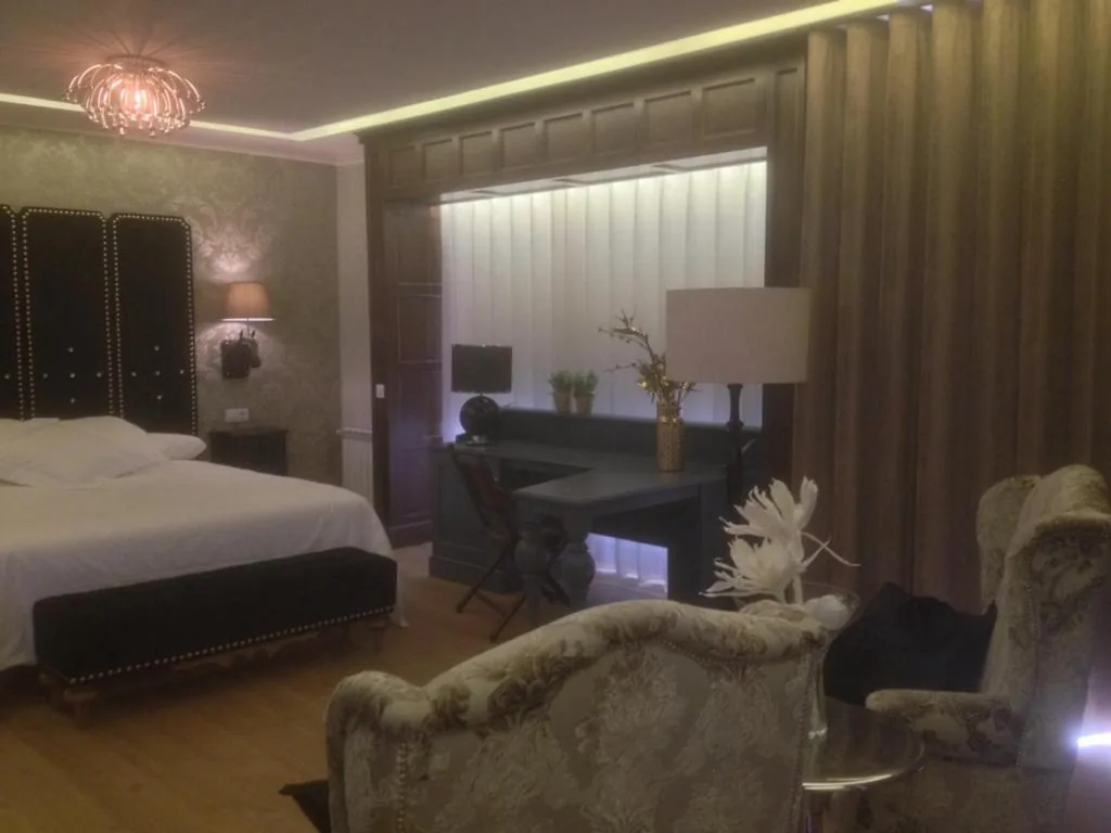 Suite con cama grande — Hotel Finca las Beatas