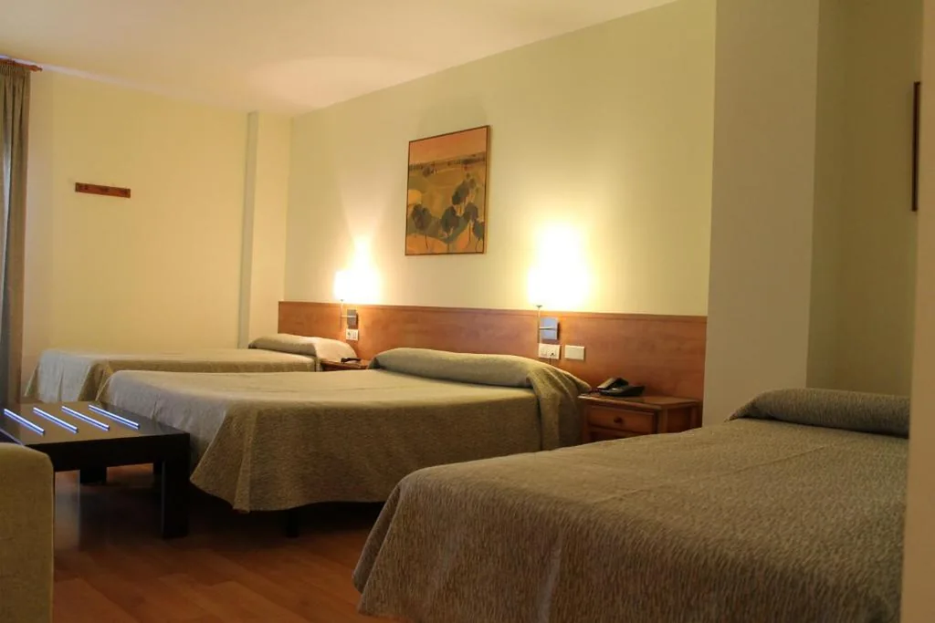 Habitación Familiar — Hotel Flora Parc