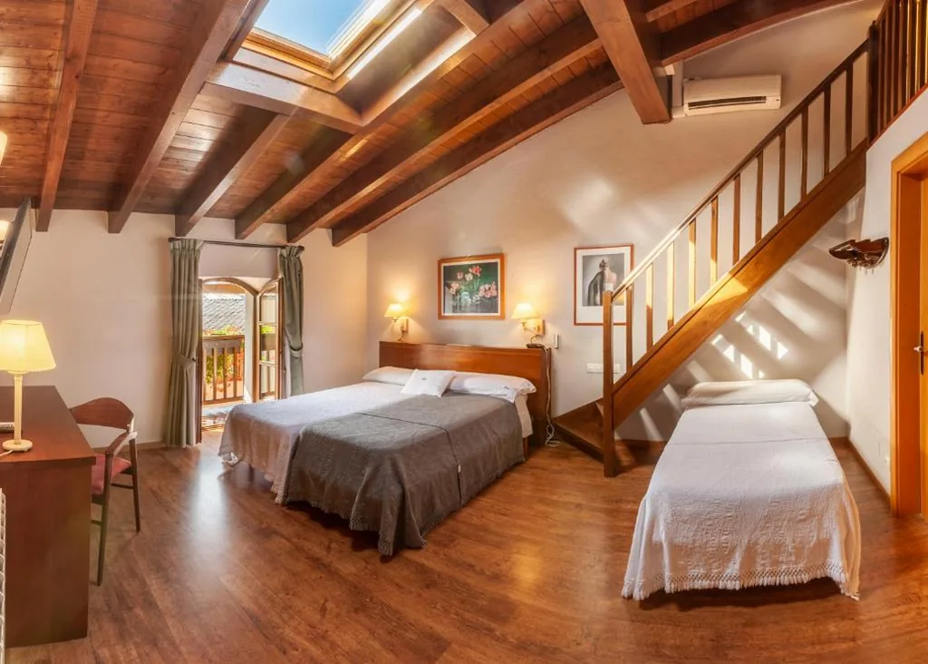 Quarto Duplex com varanda — Hotel Fonda Merce