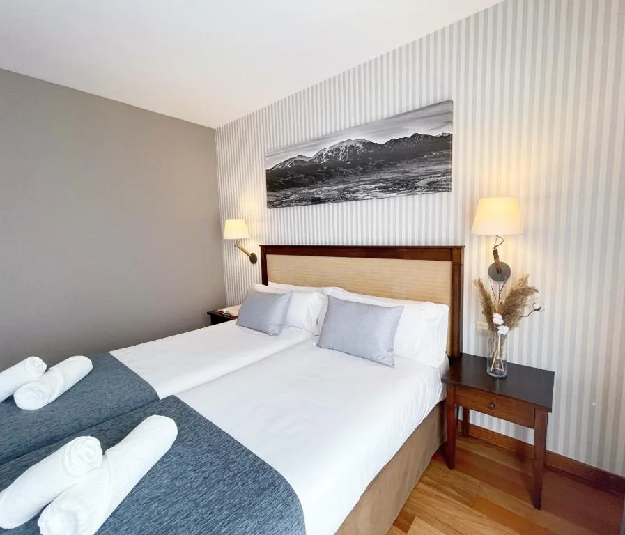 Camera Doppia - 1 o 2 letti — Hotel Fontanals Golf