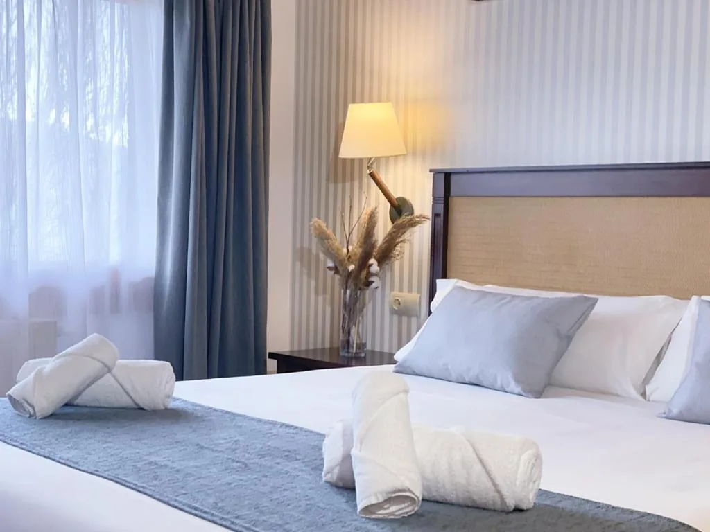 Camera Familiare (2 adulti e 2 bambini) — Hotel Fontanals Golf