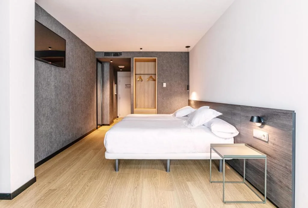 Tweepersoonskamer met 2 aparte bedden — Hotel Forum Ceao