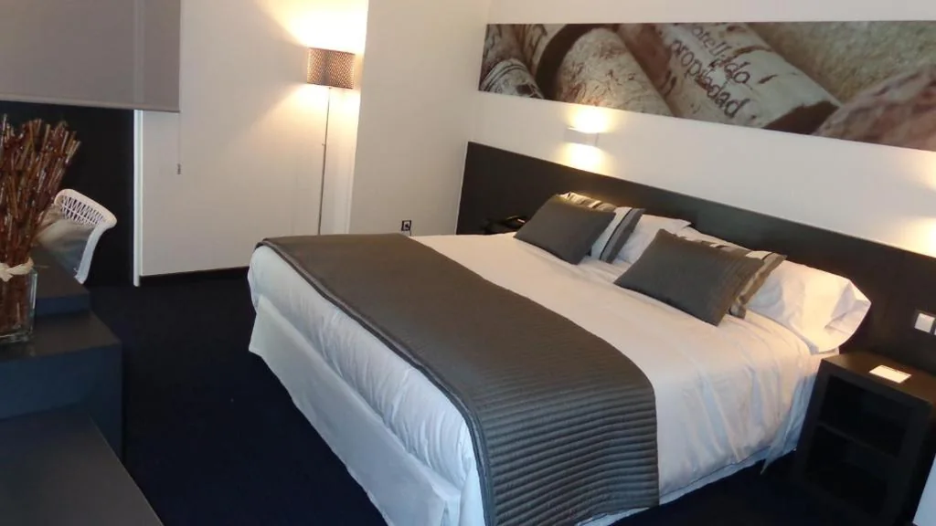 Camera doppia con letto supplementare — Hotel Forum Evolución