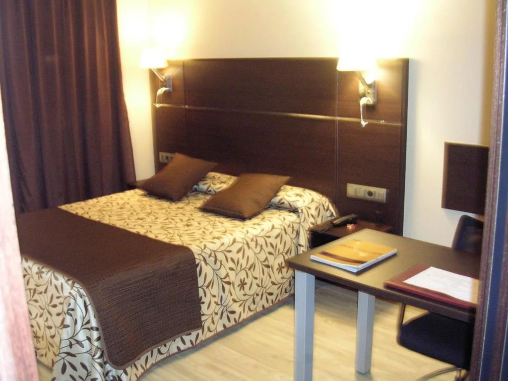 Quarto Duplo com banheira de hidromassagem — Hotel Francisco II