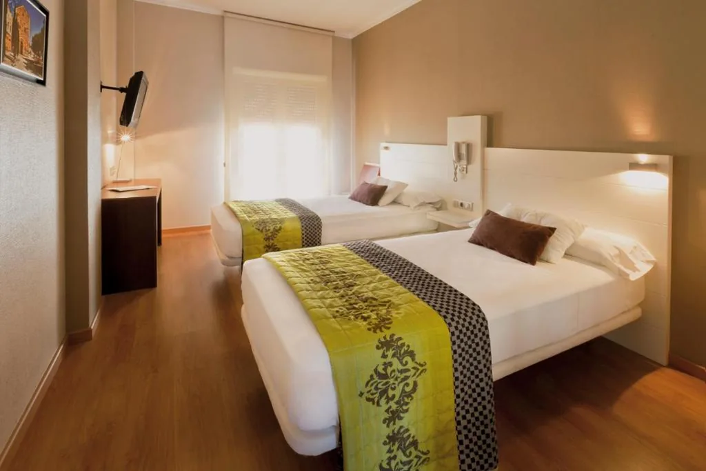 Habitación Doble - 1 o 2 camas — Hotel Fuente El Cura