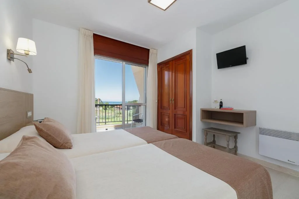 Chambre double avec terrasse - 1 ou 2 lits — Hotel Gaivota