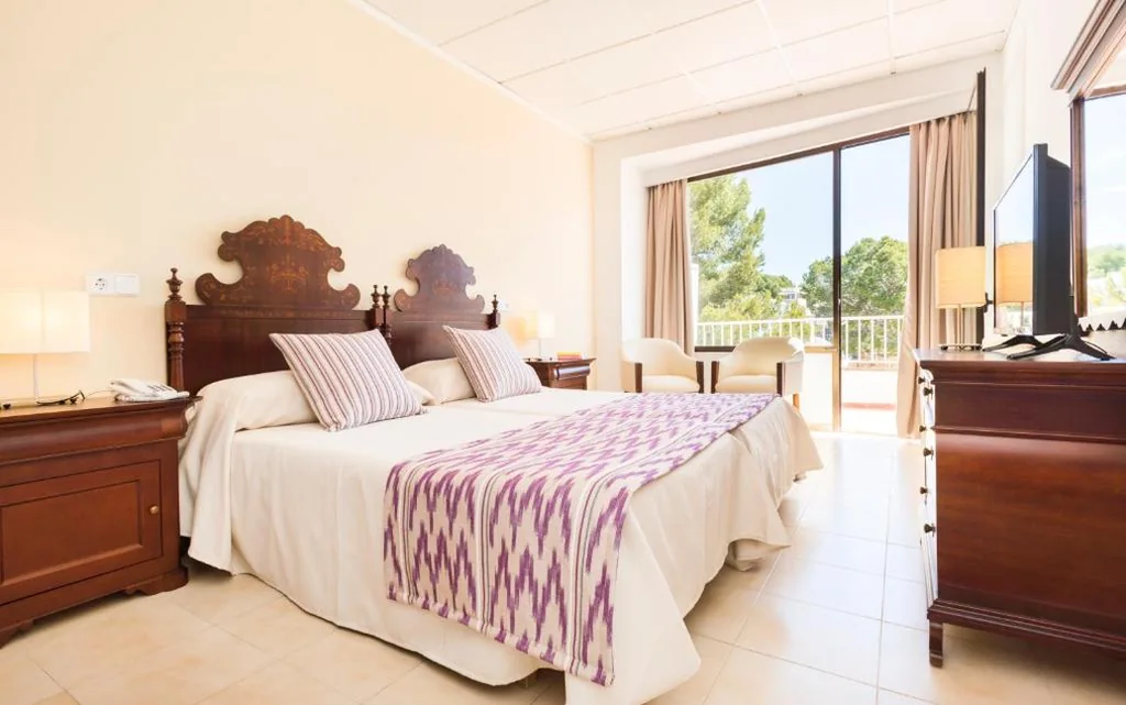 Habitación Triple — Hotel Gaya