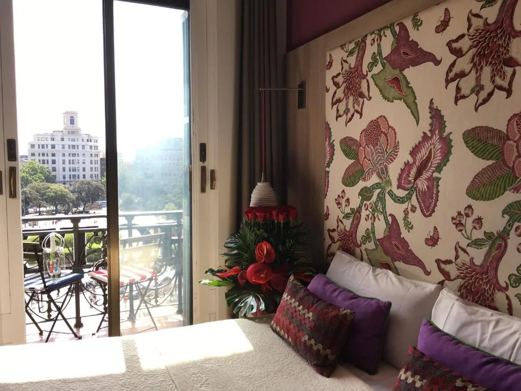Tweepersoonskamer met uitzicht — Hotel Ginebra