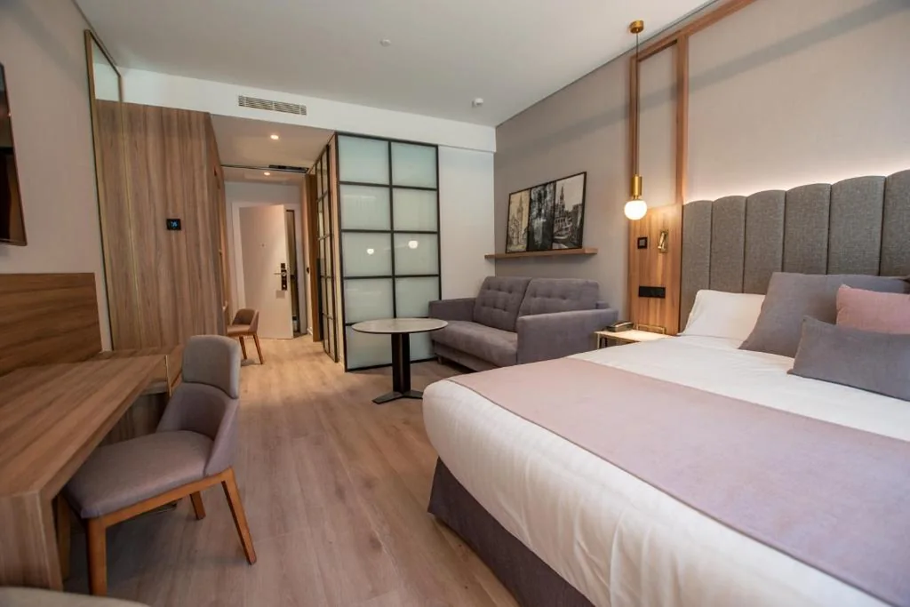 Familiensuite — Hotel Giralda Center