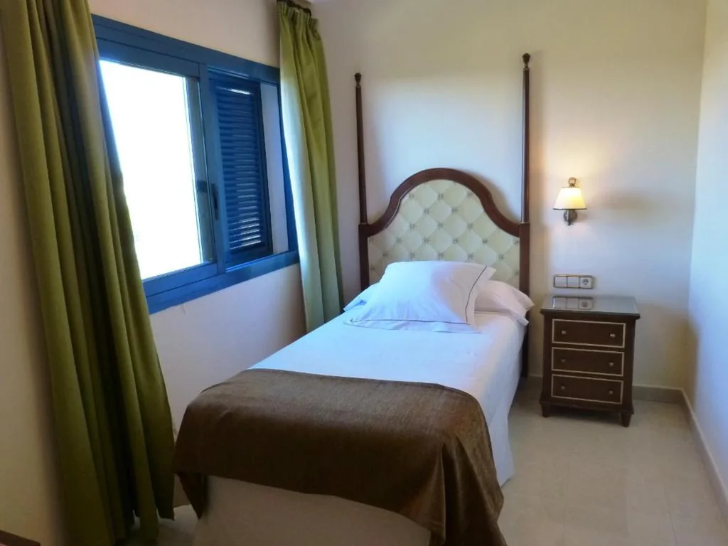 Habitación Individual — Hotel Golf Campoamor