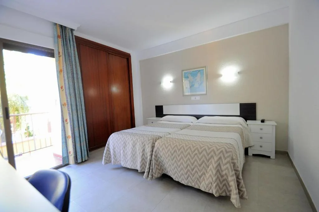 Habitación Doble con terraza - 1 o 2 camas — Hotel Goya