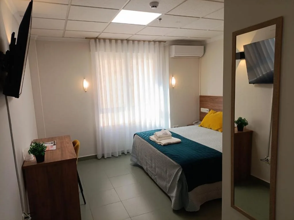 Habitación Doble Grande — Hotel GR