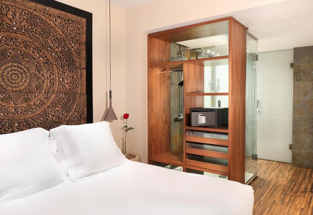 Quarto Duplex Standard (1-2 adultos) — Hotel Gran Derby Suites, a Small Luxury Hotel of the World