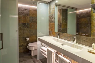 Hotel Gran Derby Suites, a Small Luxury Hotel of the World — foto 8