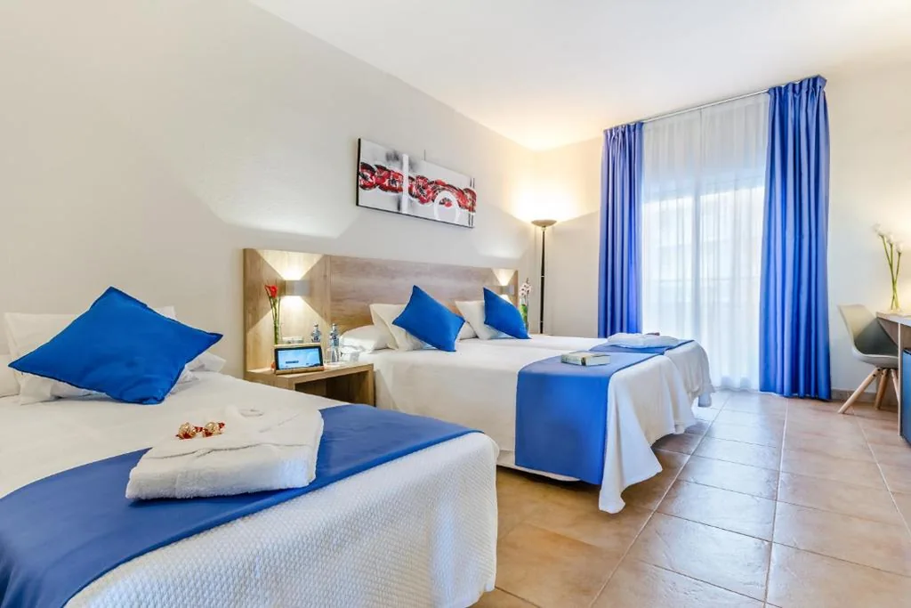 Camera tripla — Hotel Gran Playa