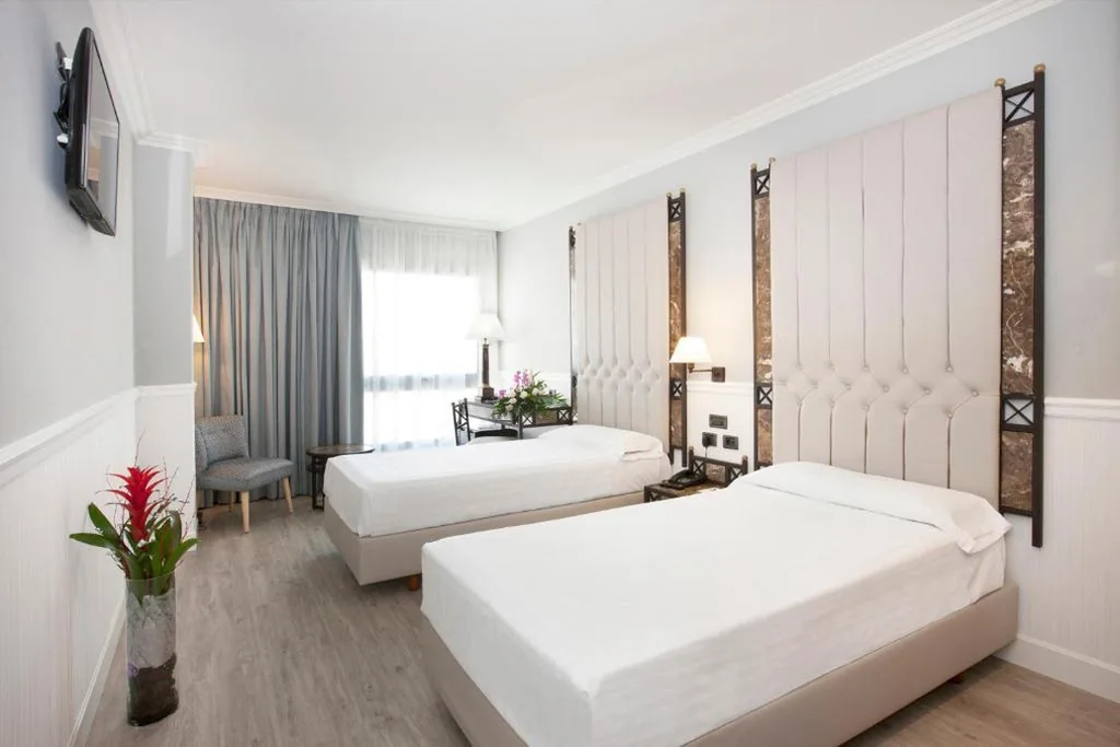 Camera Doppia (1-2 adulti) — Hotel Gran Via