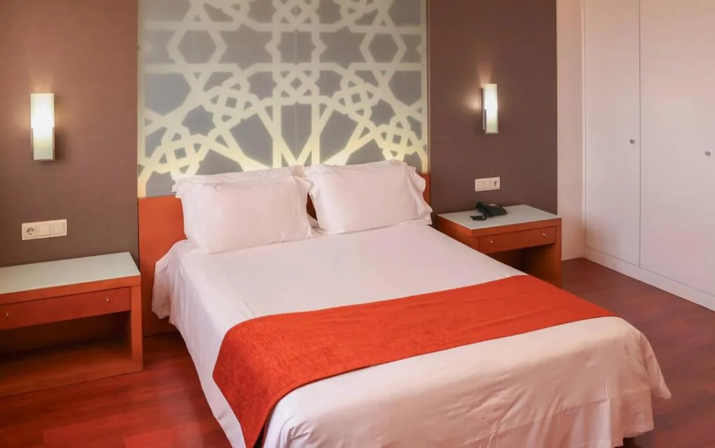 スタンダードルーム — Hotel Granada Palace, Affiliated by Meliá