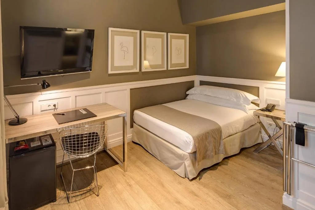 Basic eenpersoonskamer — Hotel Granvia