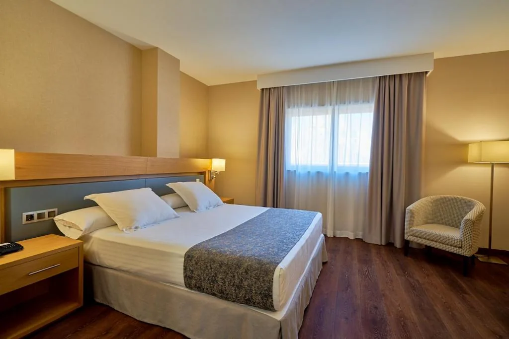 Quarto Duplo - 1 ou 2 camas — Hotel Guadalmedina