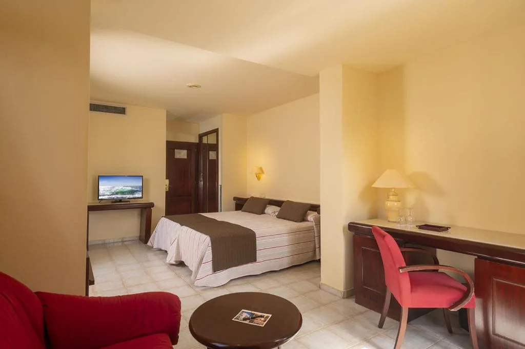 Suite Junior — Hotel Guitart Rosa - Adults Only