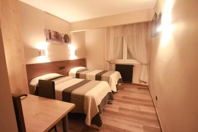 Hotel, H de l'Anton — foto 11