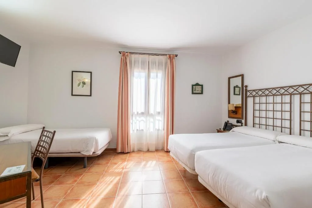 Camera familiare — HOTEL HACIENDA SANTA BARBARA